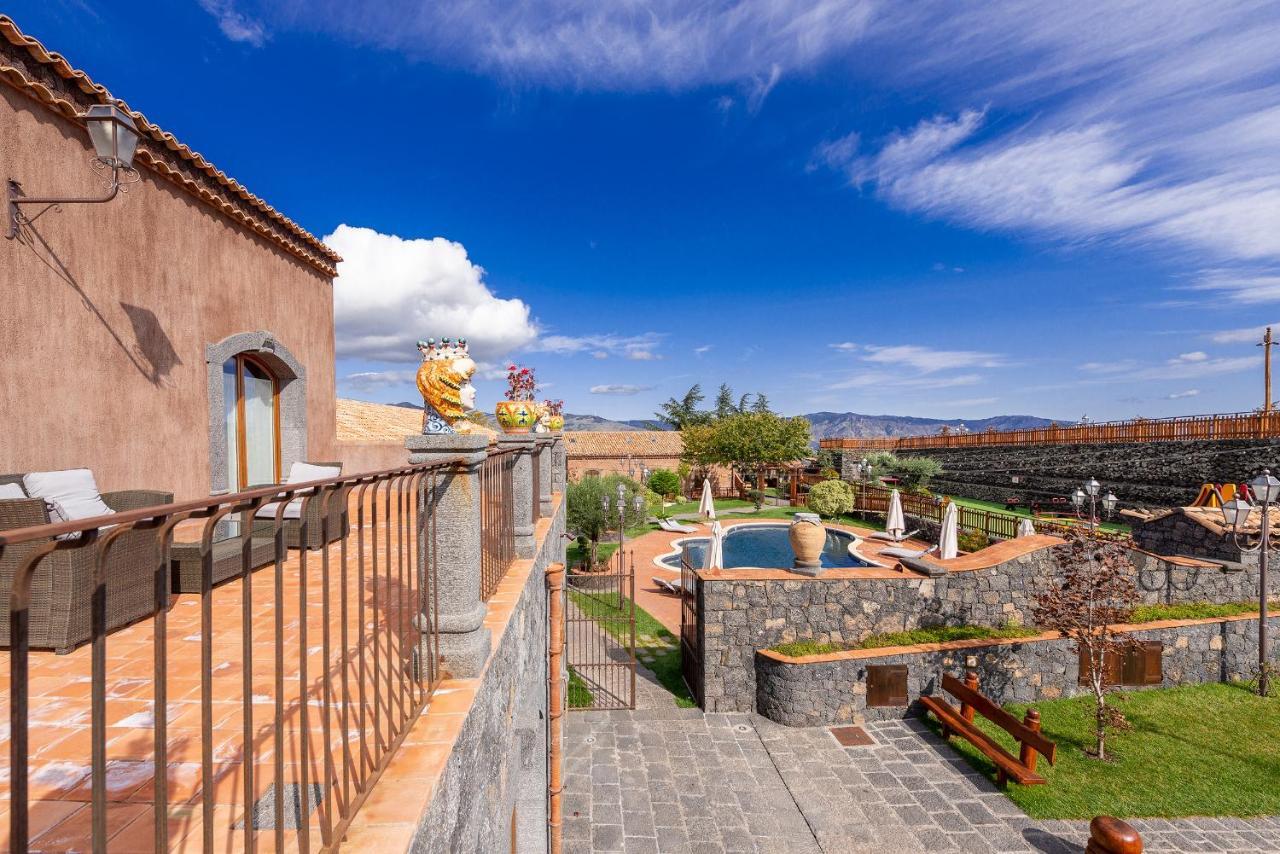 Etna Quota Mille Boutique Hotel, Typical Sicilian Food & Wine Randazzo Exterior foto