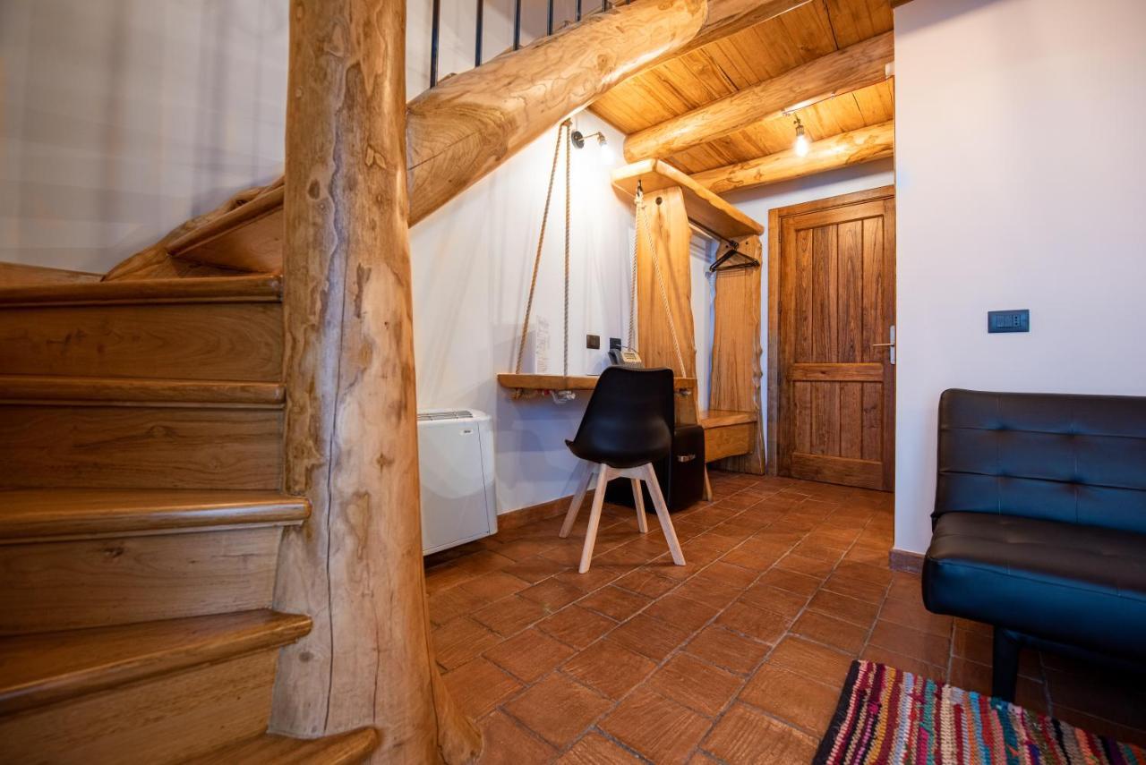 Etna Quota Mille Boutique Hotel, Typical Sicilian Food & Wine Randazzo Exterior foto