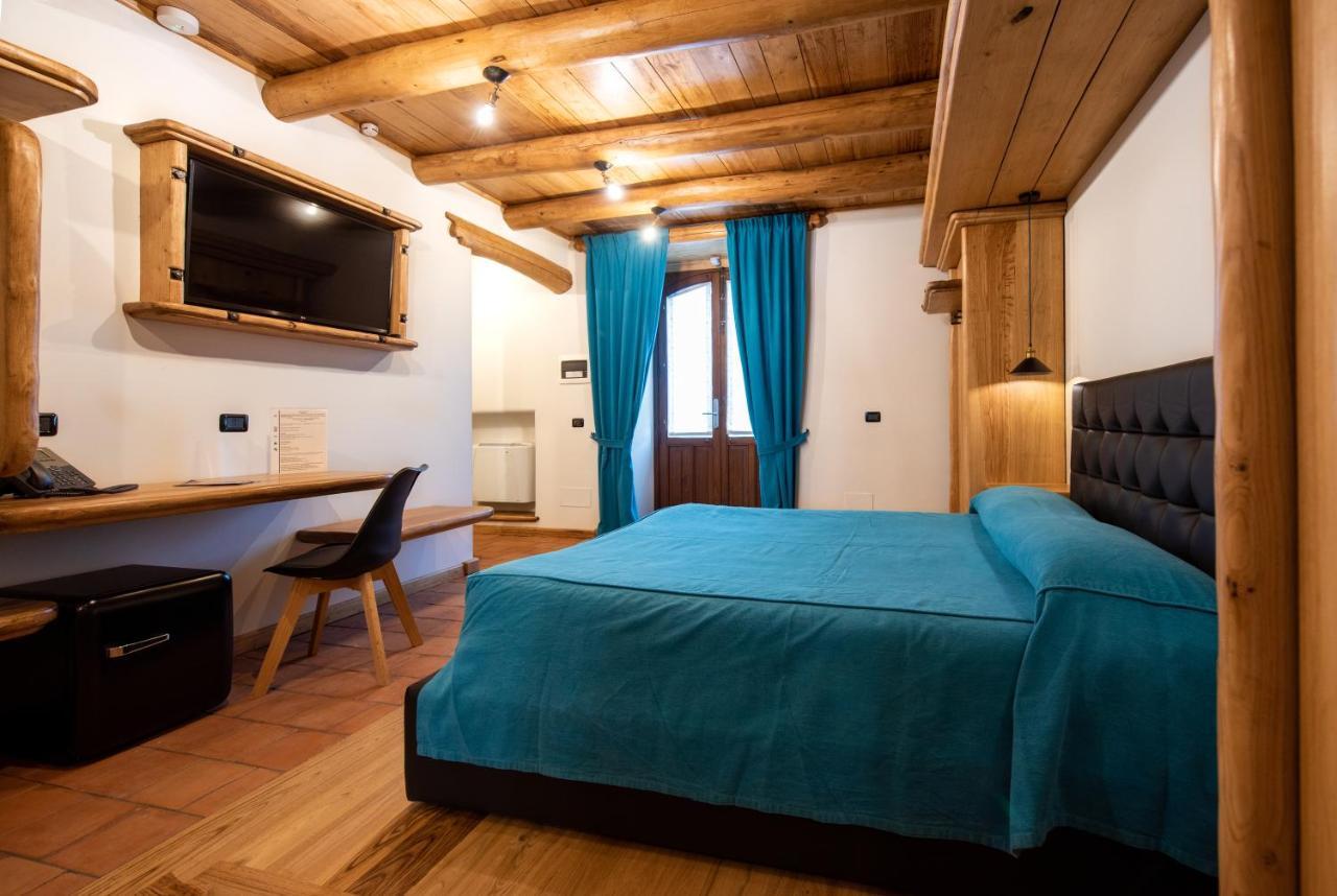 Etna Quota Mille Boutique Hotel, Typical Sicilian Food & Wine Randazzo Exterior foto