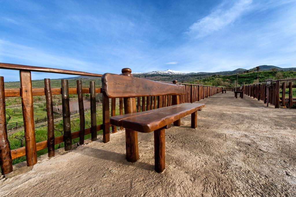 Etna Quota Mille Boutique Hotel, Typical Sicilian Food & Wine Randazzo Exterior foto